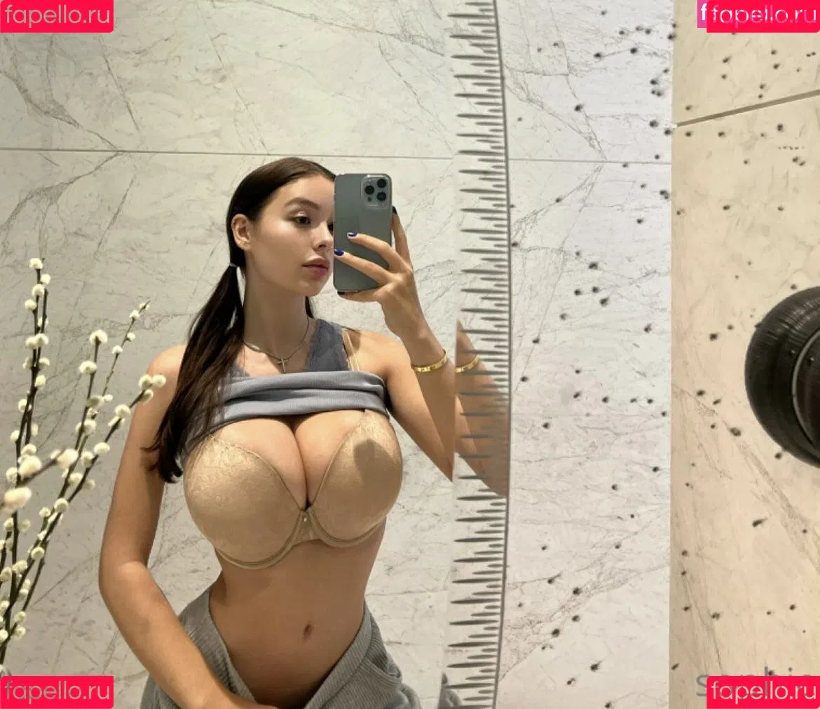 Sophie M Onlyfans Photo Gallery 