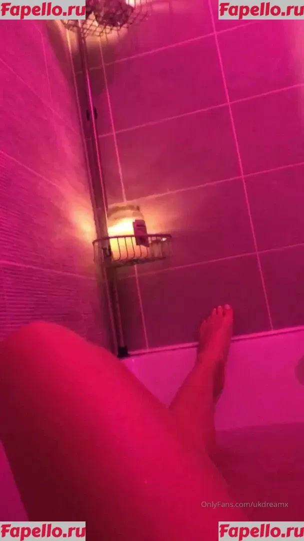 UkDreamX Onlyfans Photo Gallery 