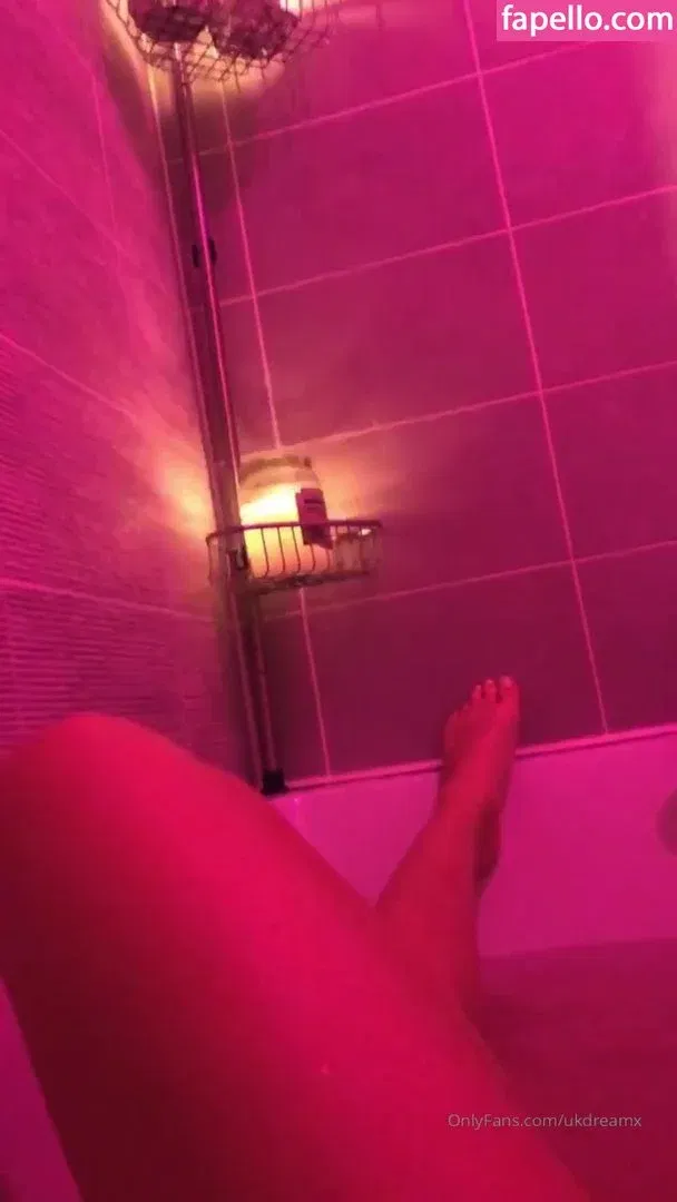 UkDreamX Onlyfans Photo Gallery 