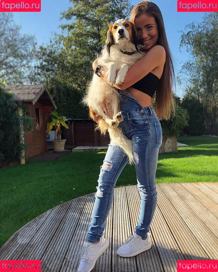Meike Tosi Onlyfans Photo Gallery 