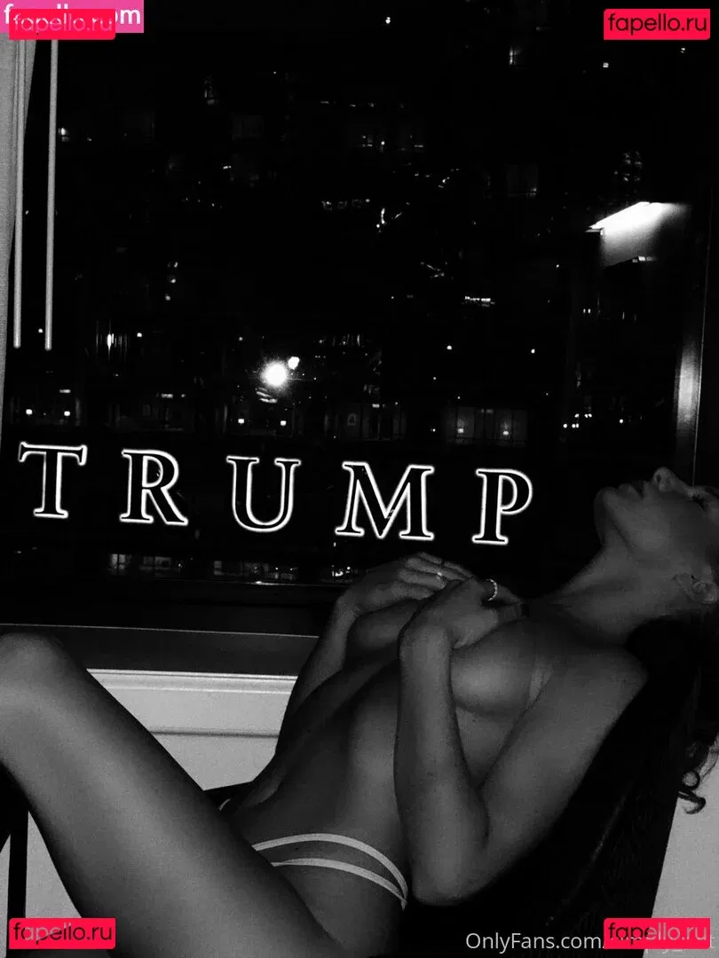 Simply_Dot Onlyfans Photo Gallery 