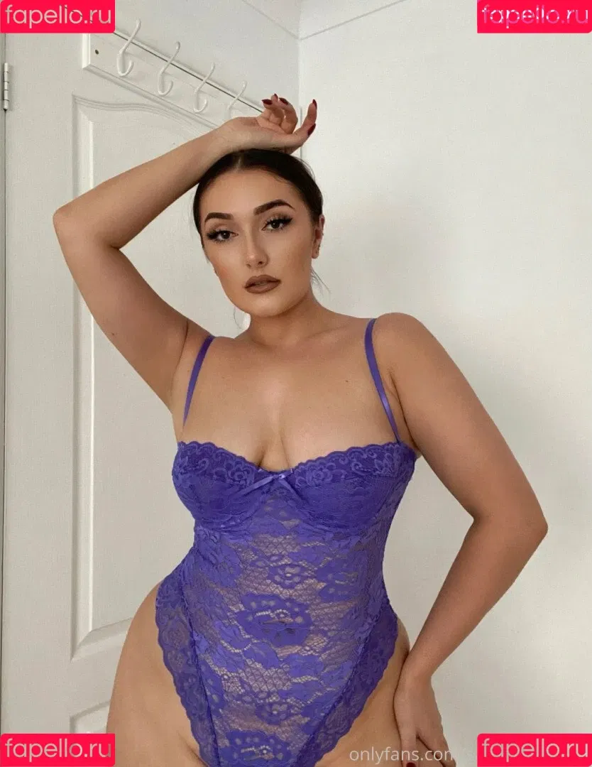 Sammie Warren Onlyfans Photo Gallery 