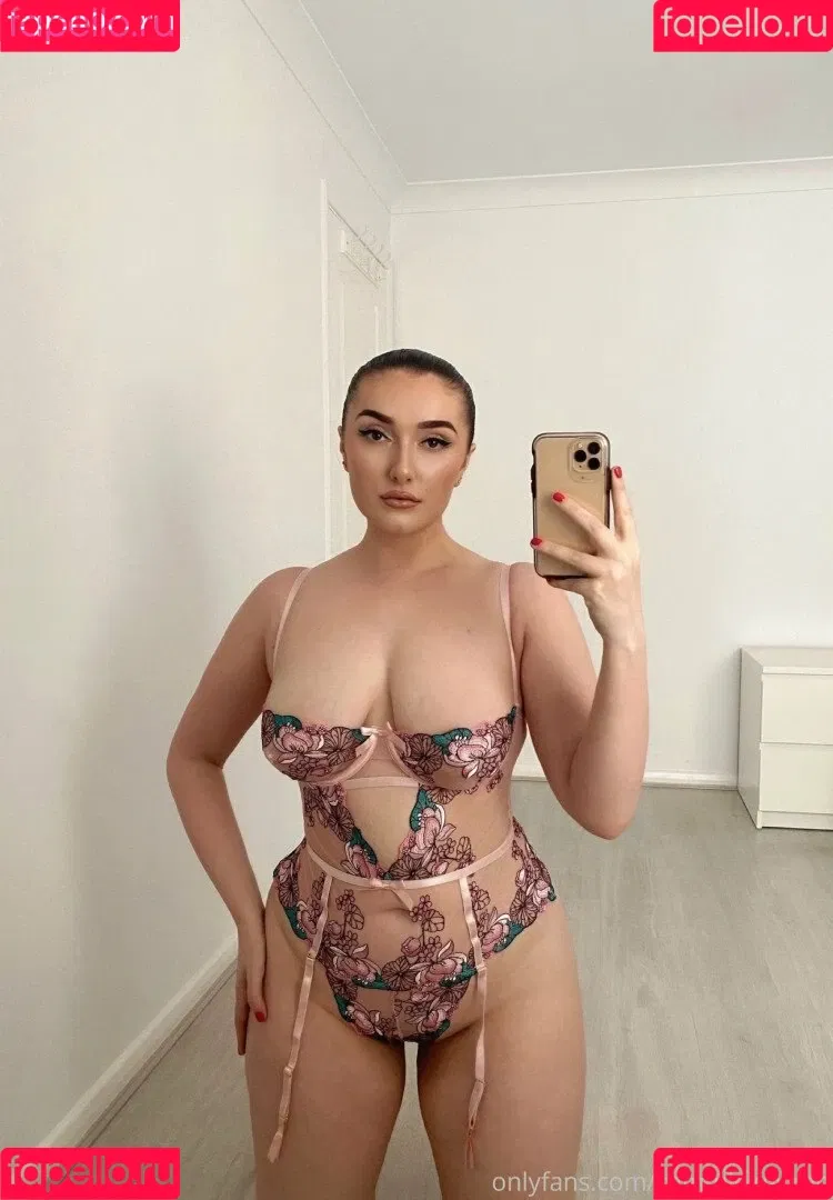 Sammie Warren Onlyfans Photo Gallery 