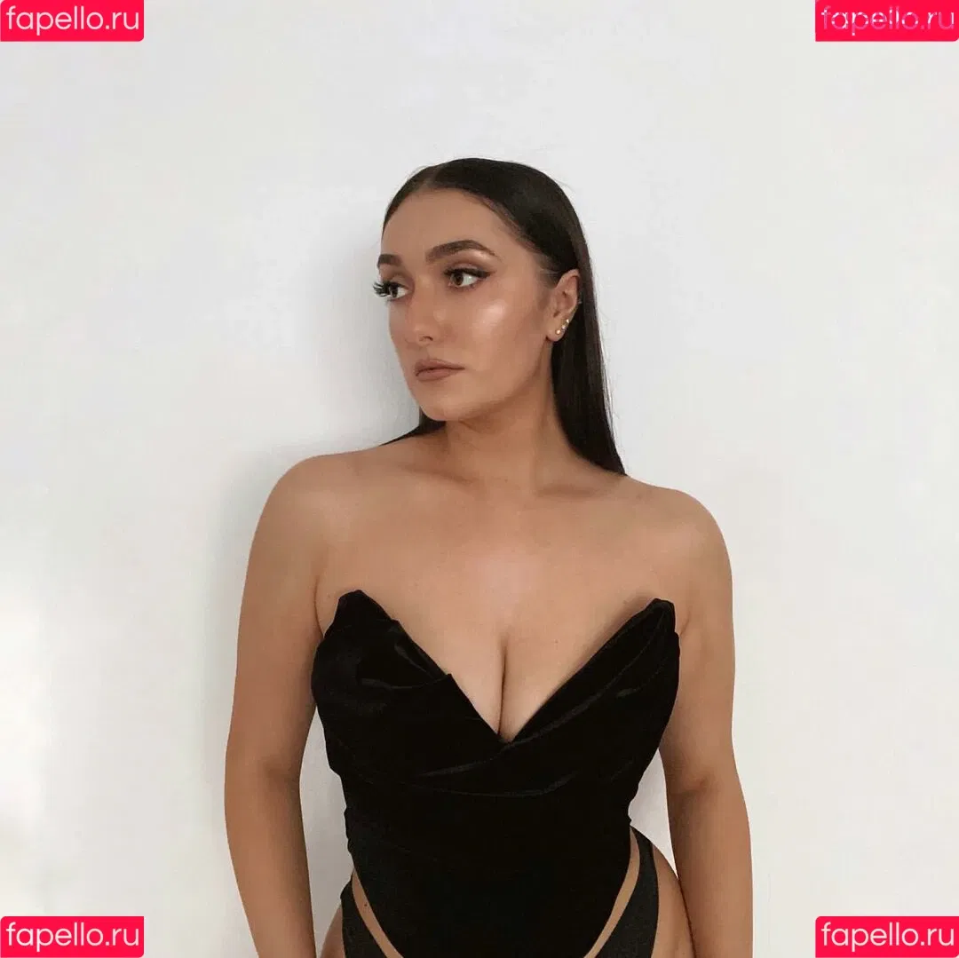 Sammie Warren Onlyfans Photo Gallery 
