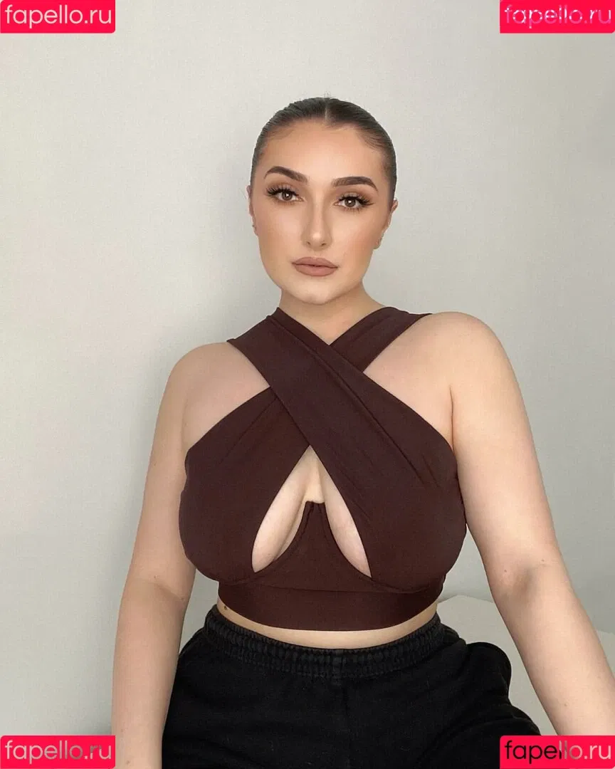 Sammie Warren Onlyfans Photo Gallery 