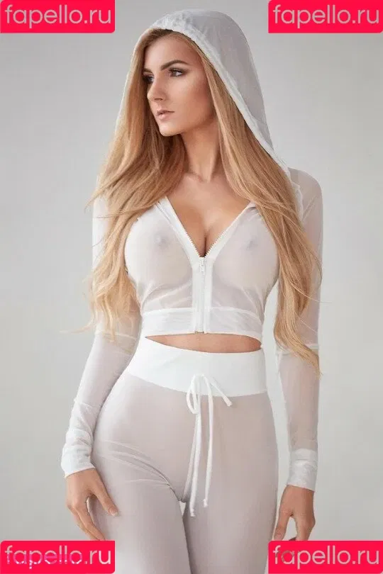 Polina Sitnova Onlyfans Photo Gallery 