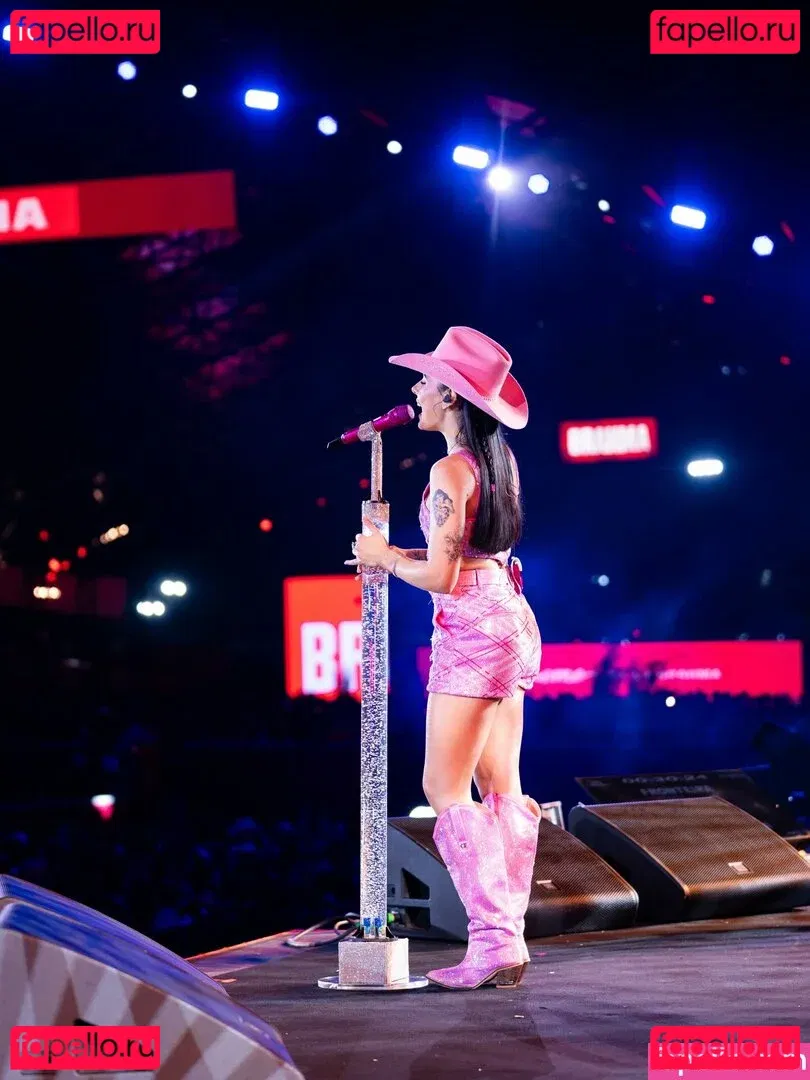 Ana Castela Onlyfans Photo Gallery 