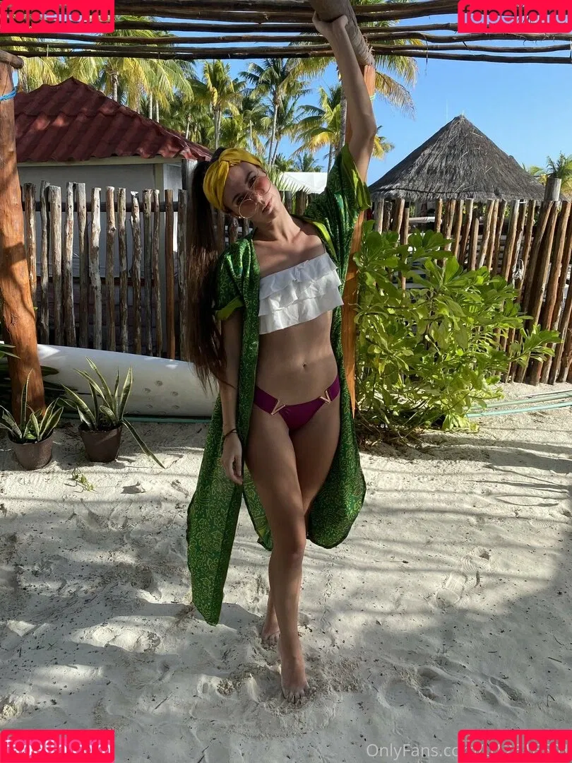 Explorewithsara Onlyfans Photo Gallery 
