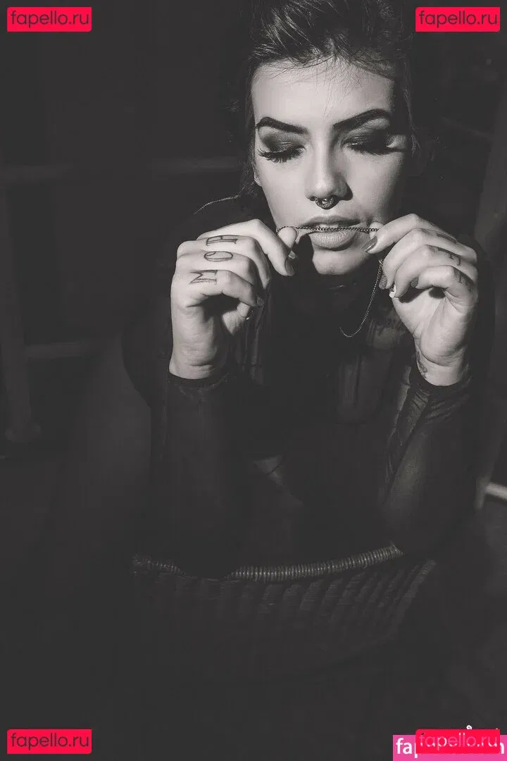 Aline Cristina Onlyfans Photo Gallery 