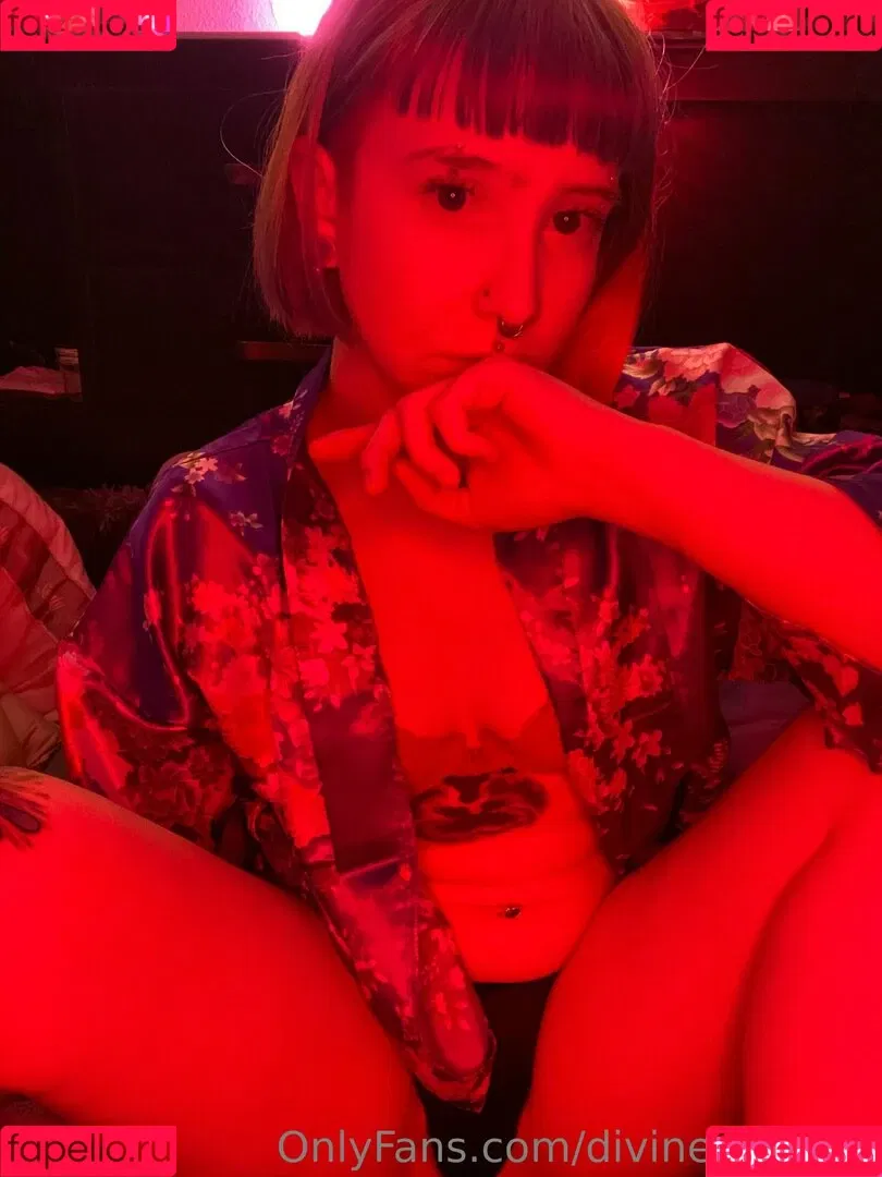 divine-femme Onlyfans Photo Gallery 