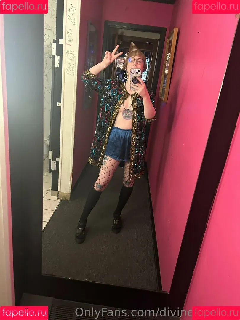 divine-femme Onlyfans Photo Gallery 