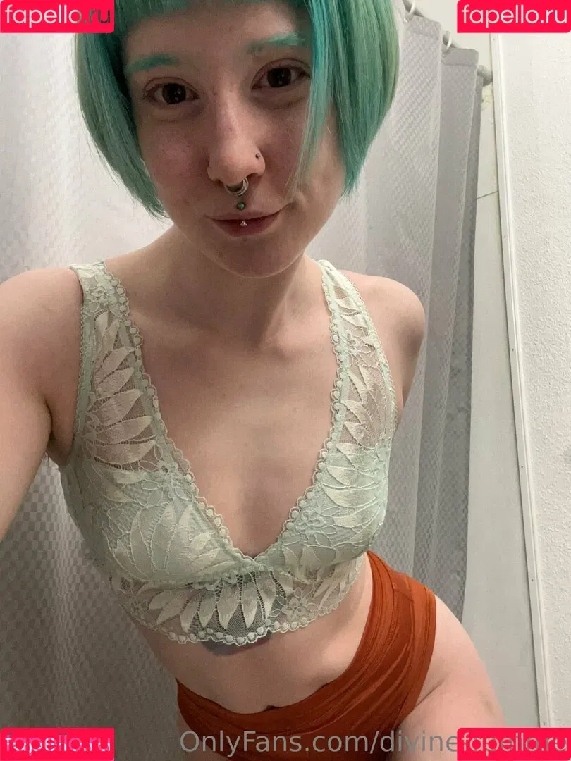 divine-femme Onlyfans Photo Gallery 