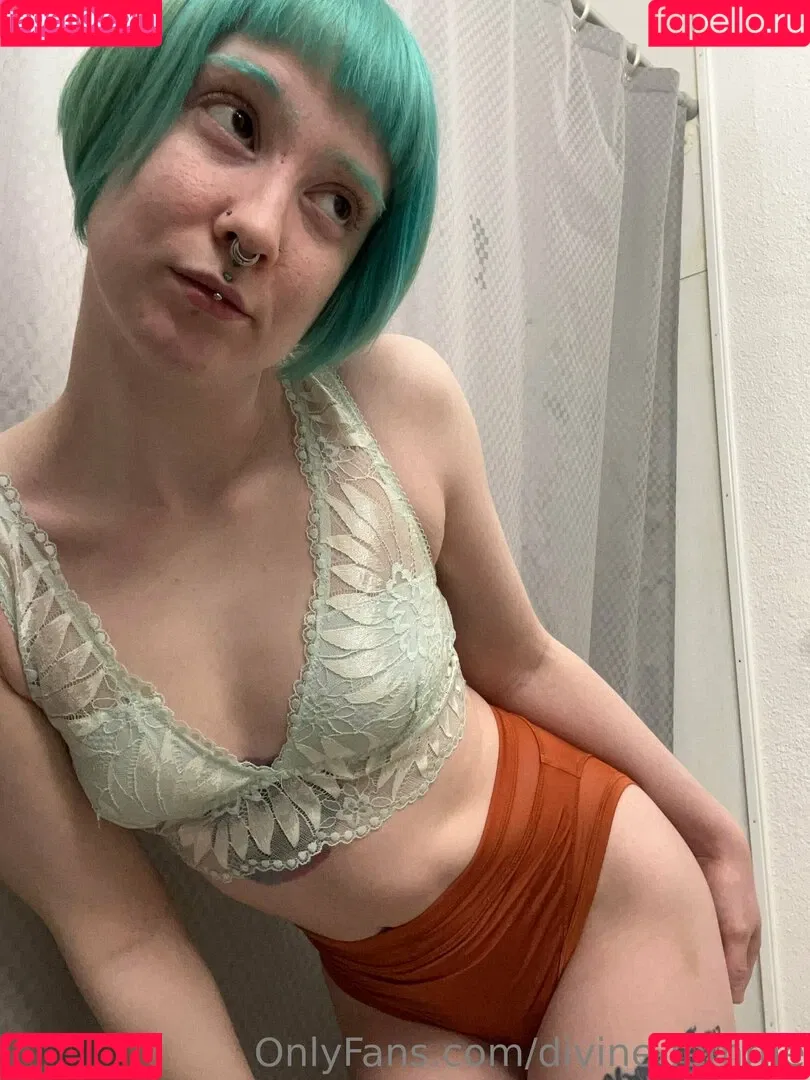 divine-femme Onlyfans Photo Gallery 