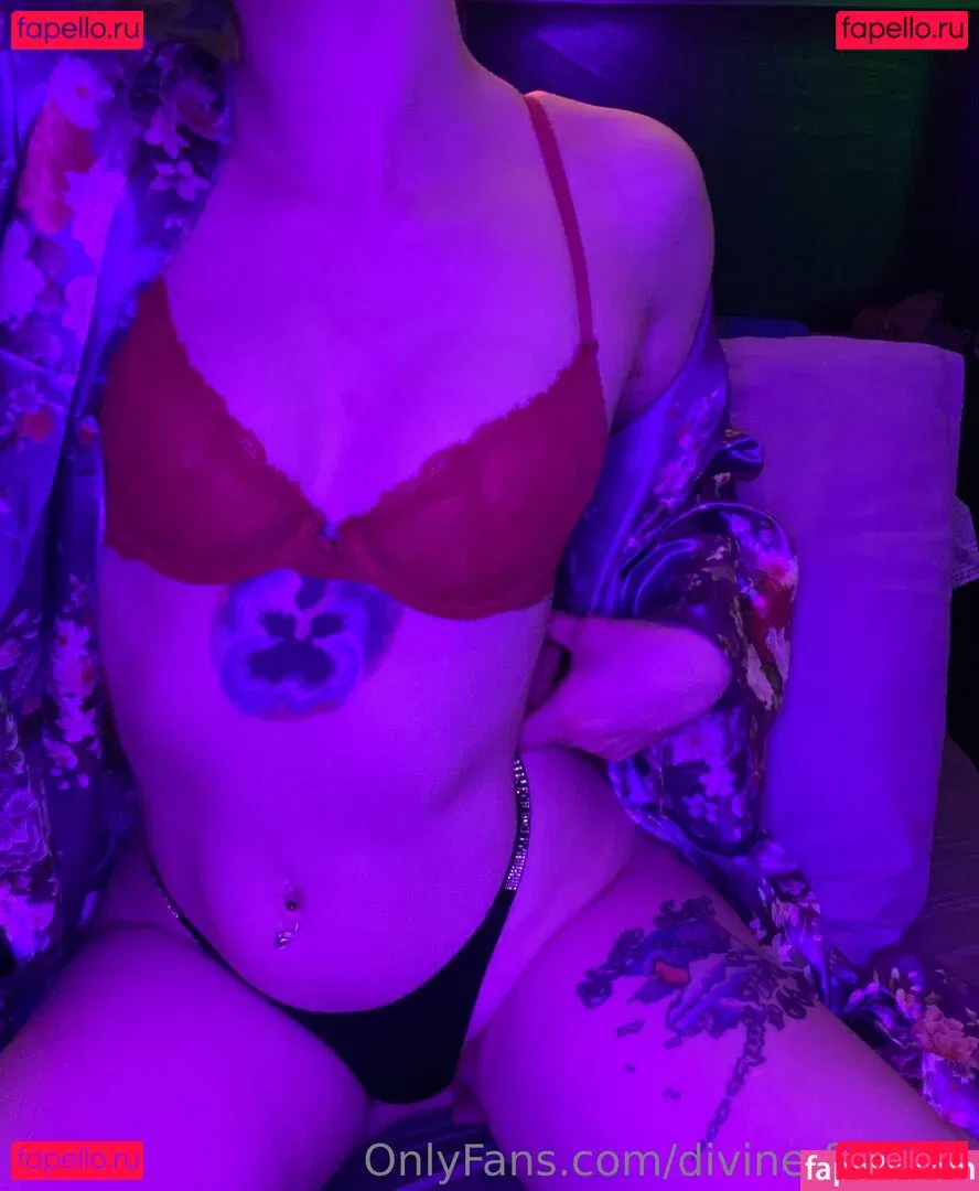 divine-femme Onlyfans Photo Gallery 