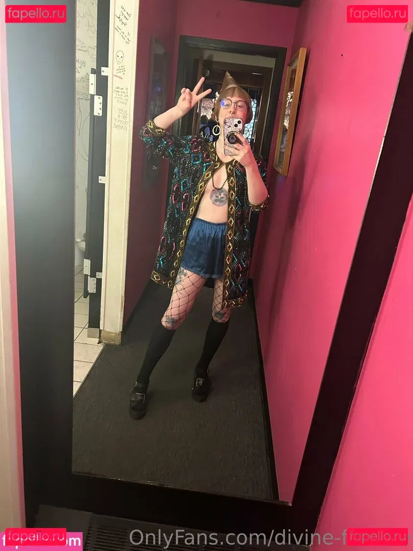 divine-femme Onlyfans Photo Gallery 