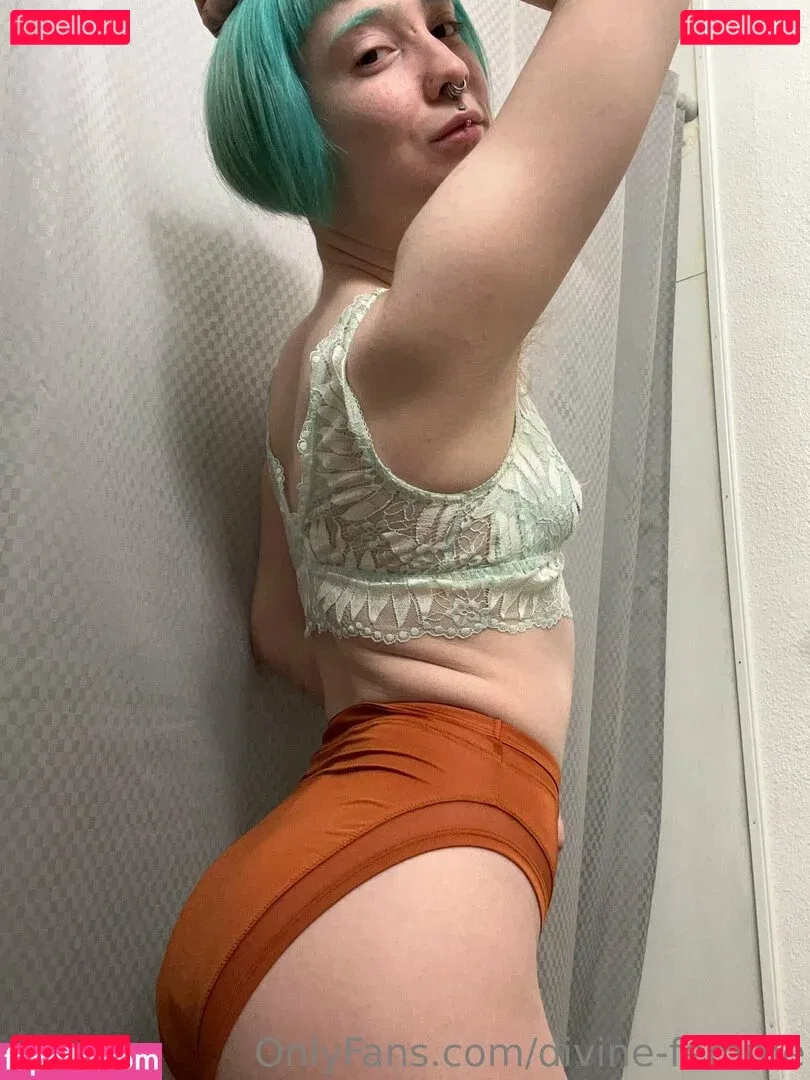 divine-femme Onlyfans Photo Gallery 