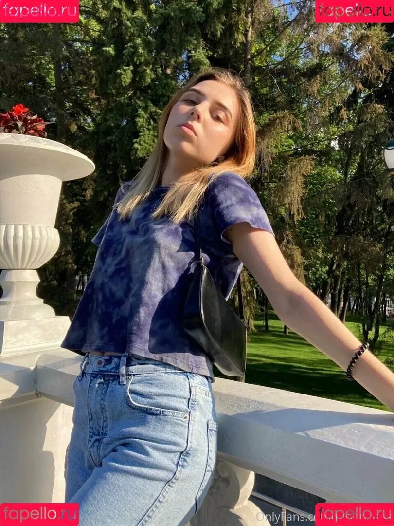 moon_less Onlyfans Photo Gallery 