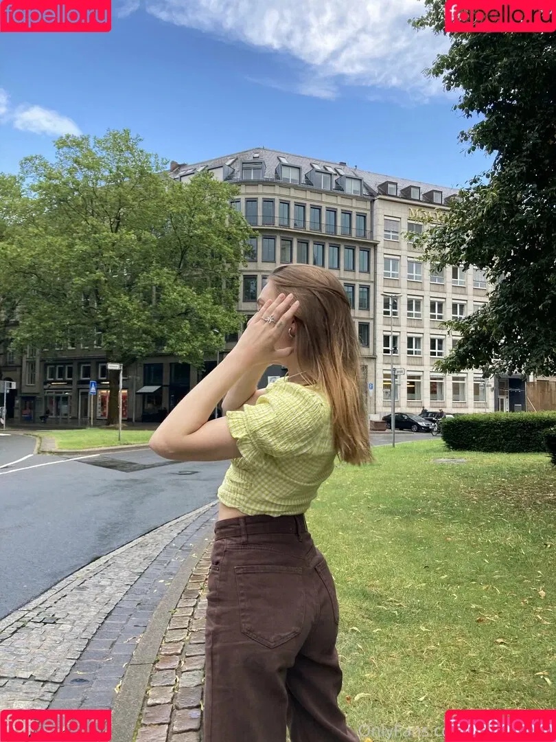 moon_less Onlyfans Photo Gallery 