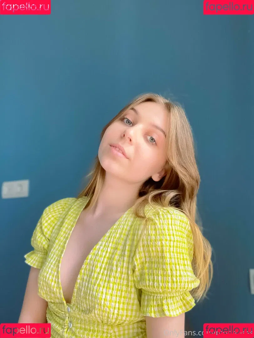 moon_less Onlyfans Photo Gallery 