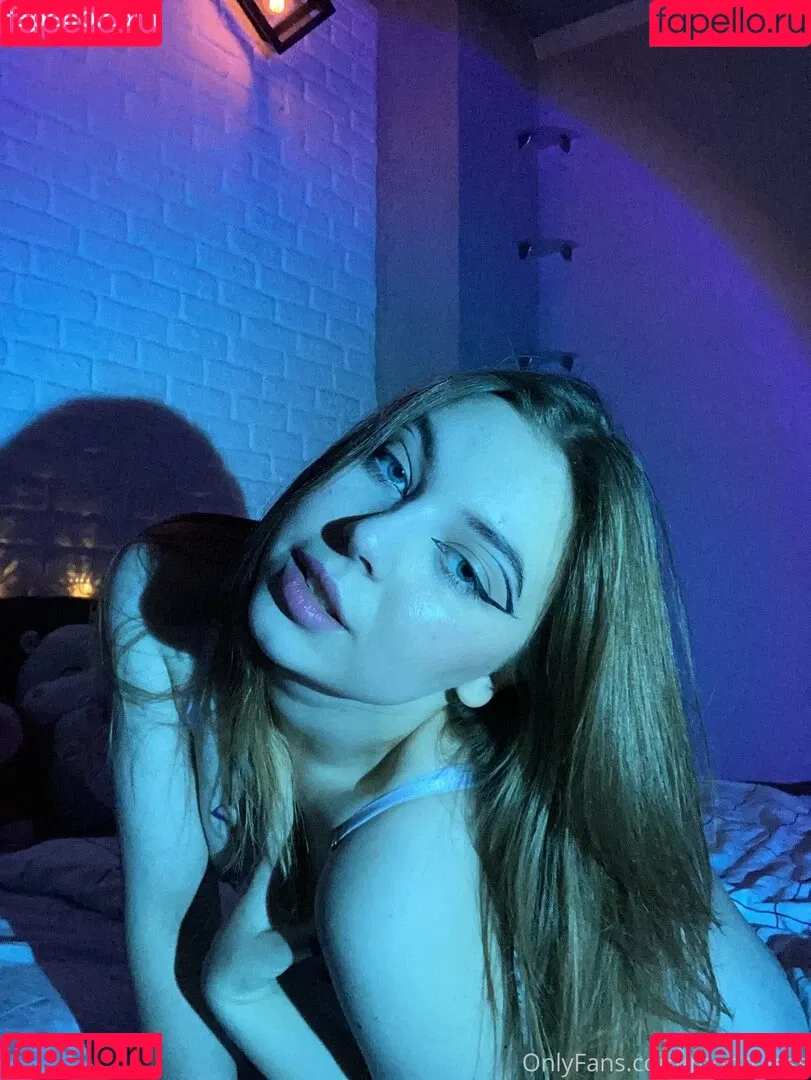 moon_less Onlyfans Photo Gallery 