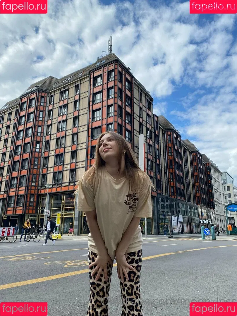 moon_less Onlyfans Photo Gallery 