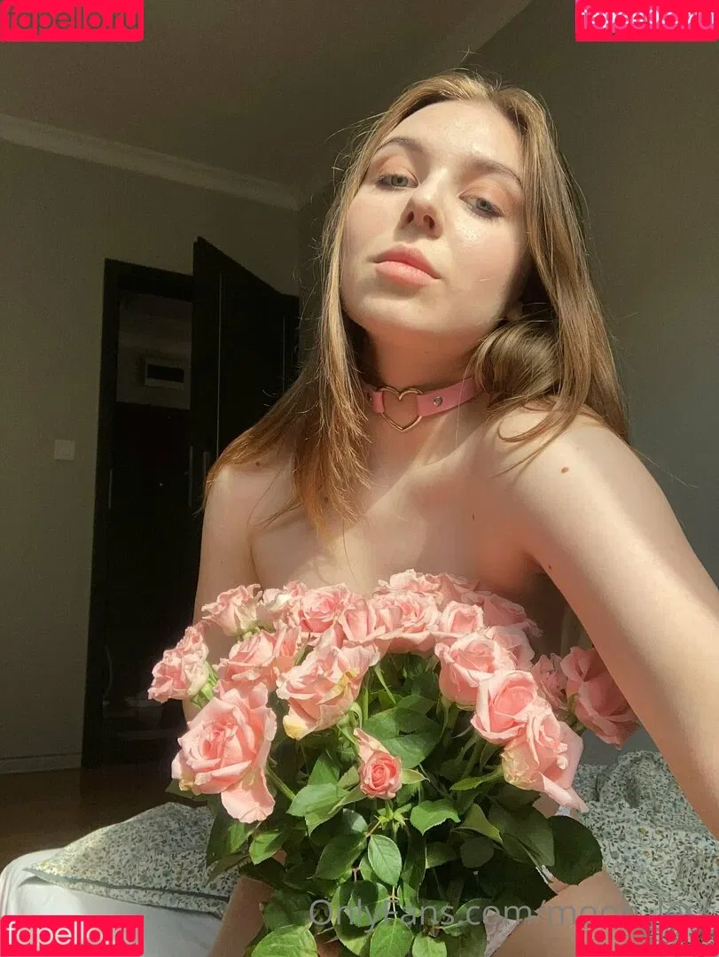 moon_less Onlyfans Photo Gallery 