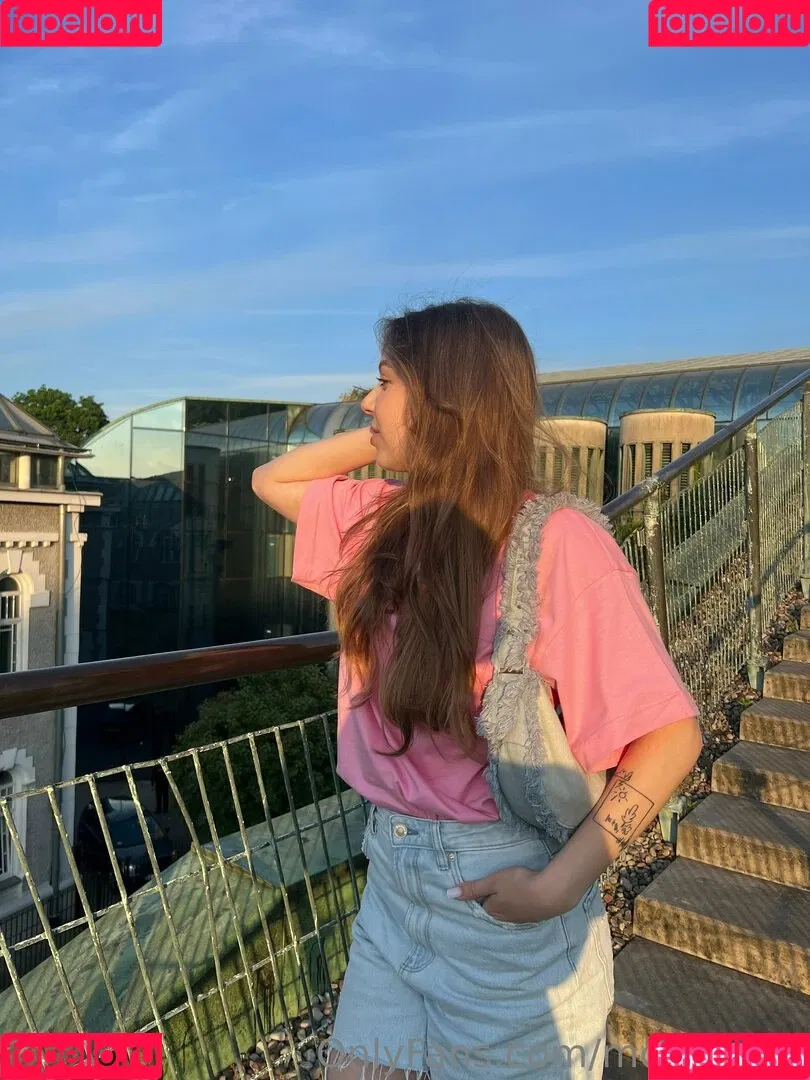 moon_less Onlyfans Photo Gallery 