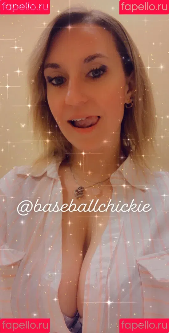 baseballchickie Onlyfans Photo Gallery 