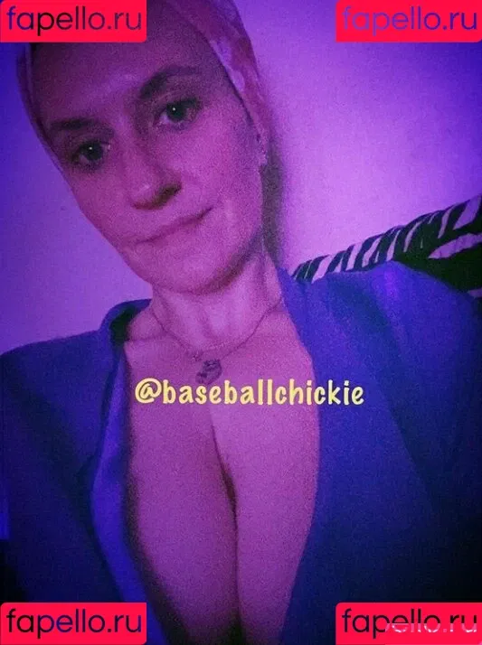baseballchickie Onlyfans Photo Gallery 