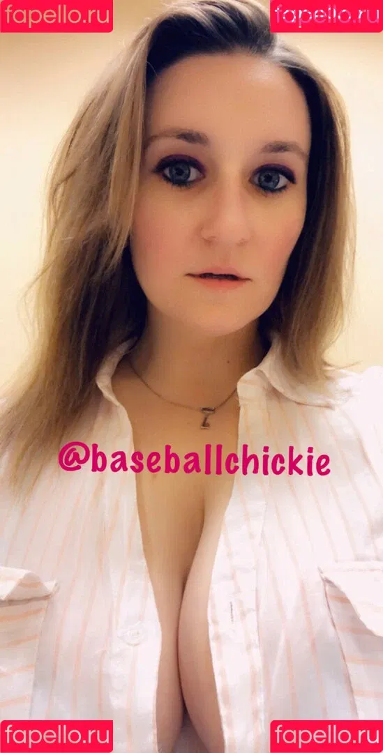 baseballchickie Onlyfans Photo Gallery 