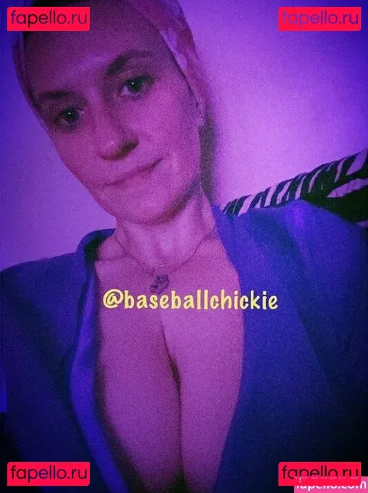 baseballchickie Onlyfans Photo Gallery 