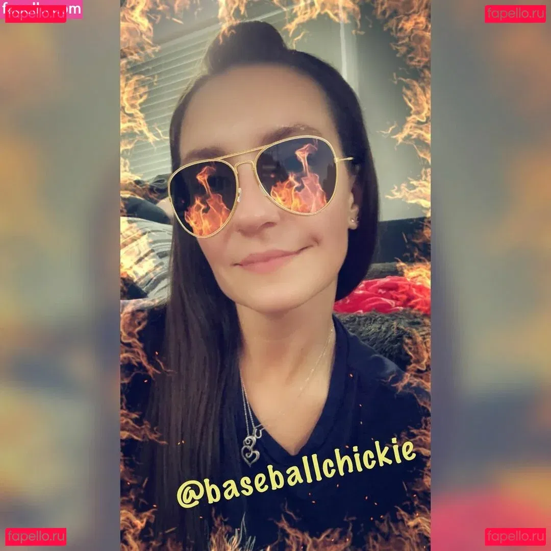 baseballchickie Onlyfans Photo Gallery 