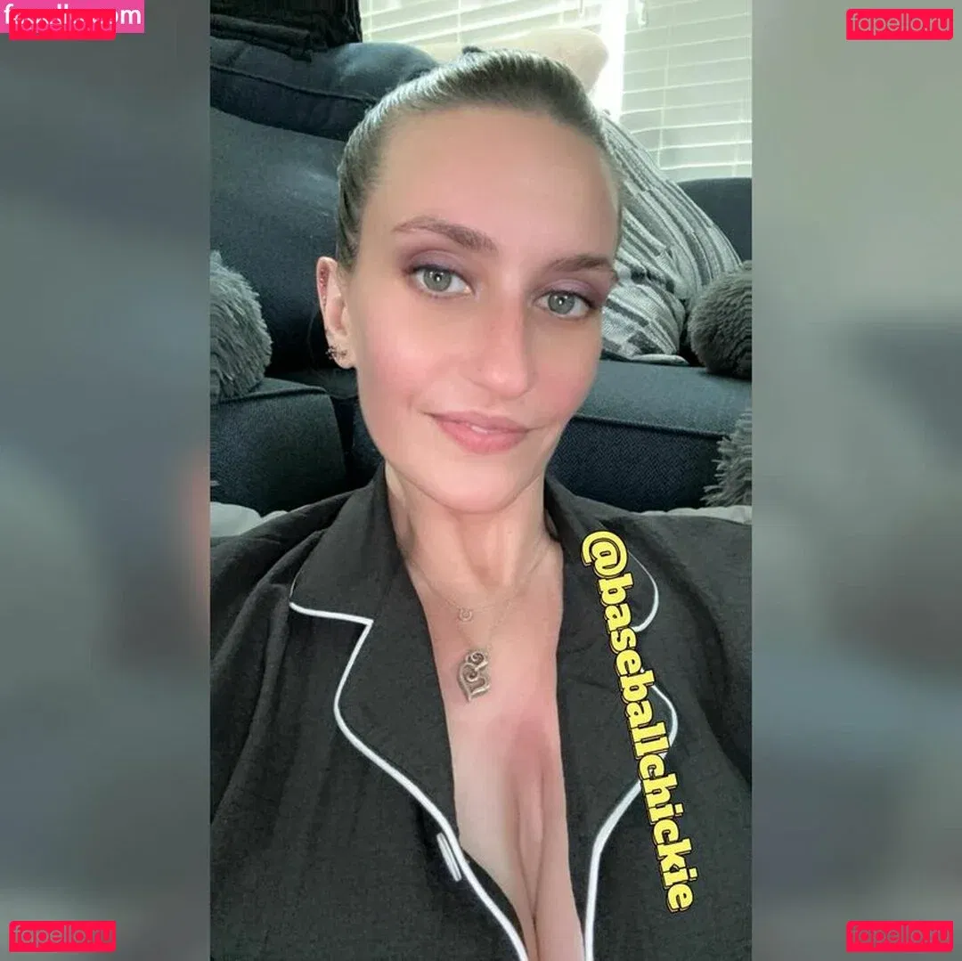 baseballchickie Onlyfans Photo Gallery 