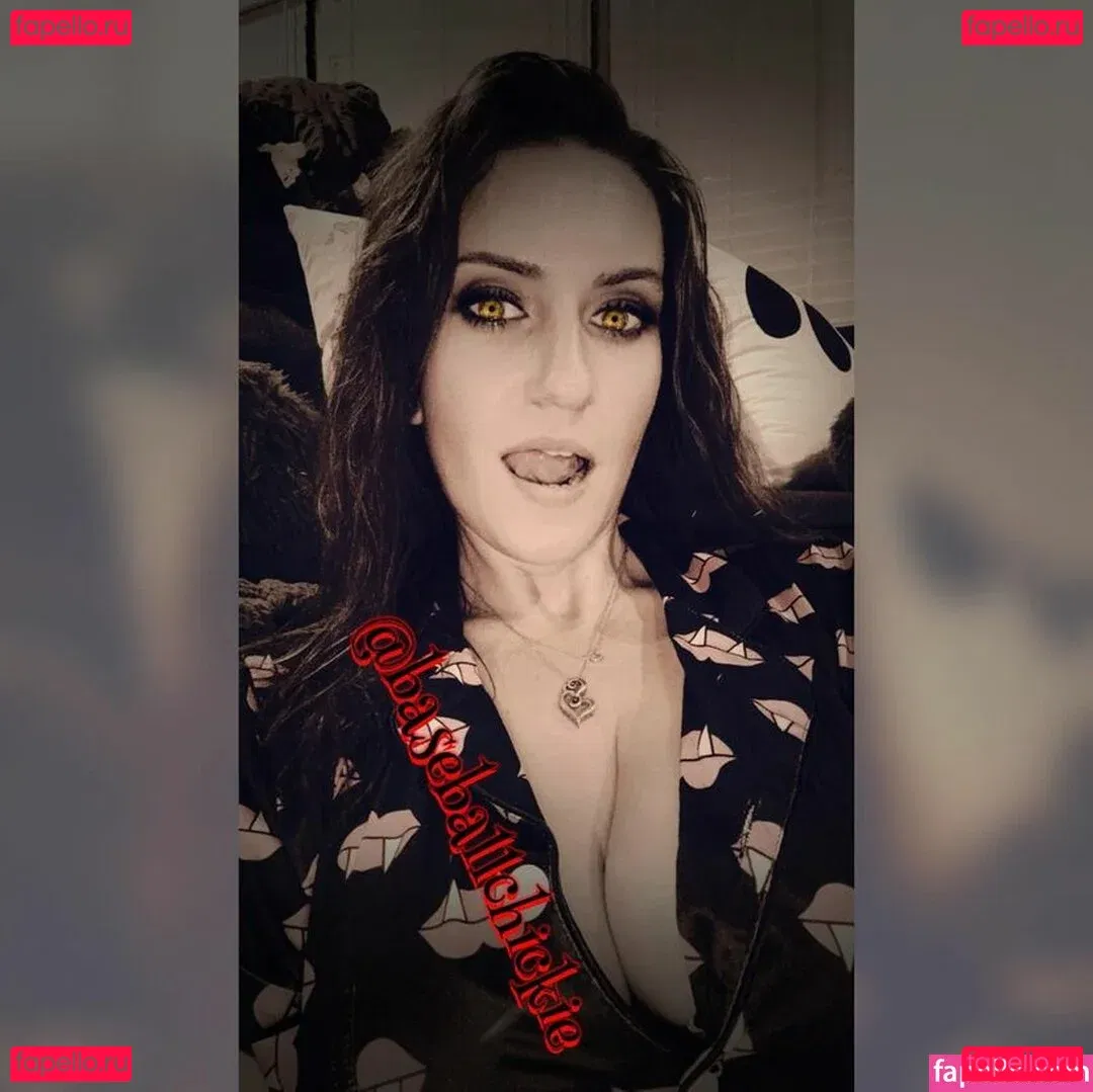 baseballchickie Onlyfans Photo Gallery 