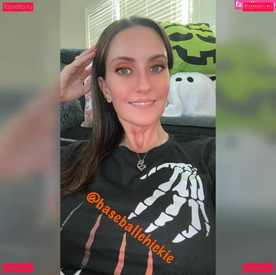 baseballchickie Onlyfans Photo Gallery 