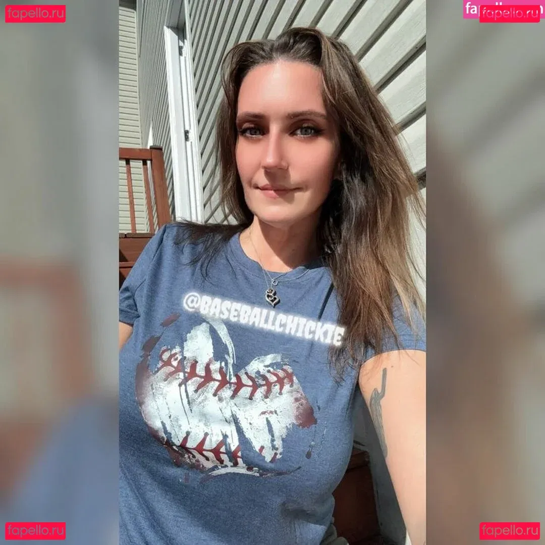baseballchickie Onlyfans Photo Gallery 