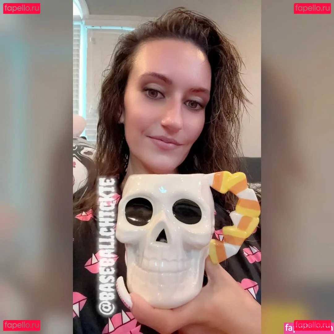 baseballchickie Onlyfans Photo Gallery 