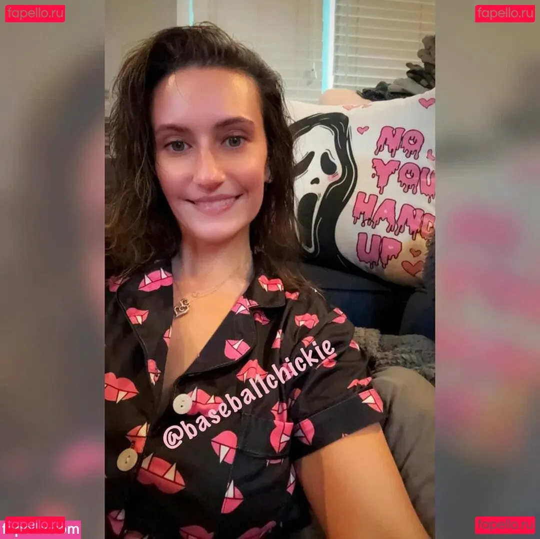 baseballchickie Onlyfans Photo Gallery 
