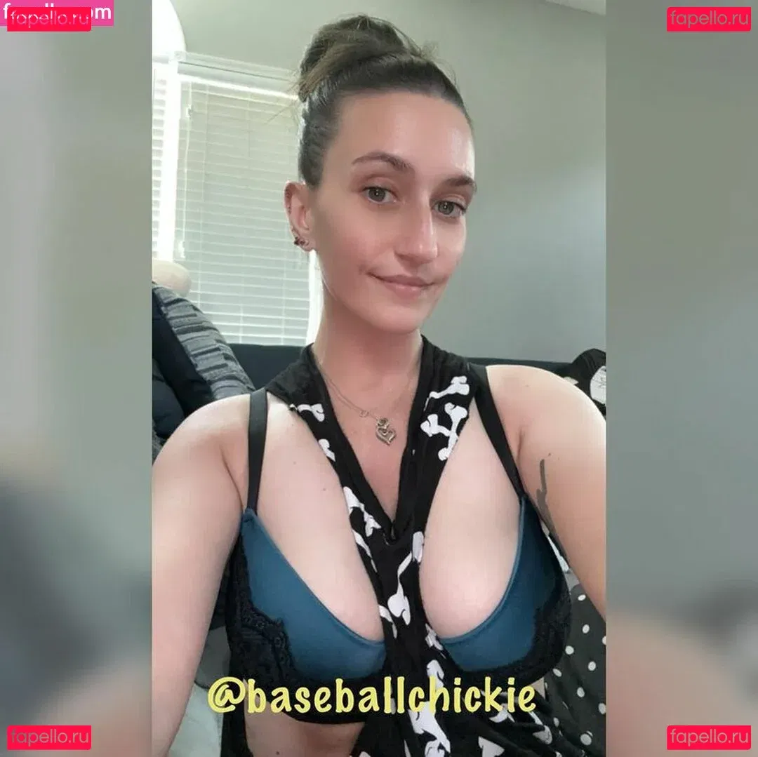 baseballchickie Onlyfans Photo Gallery 