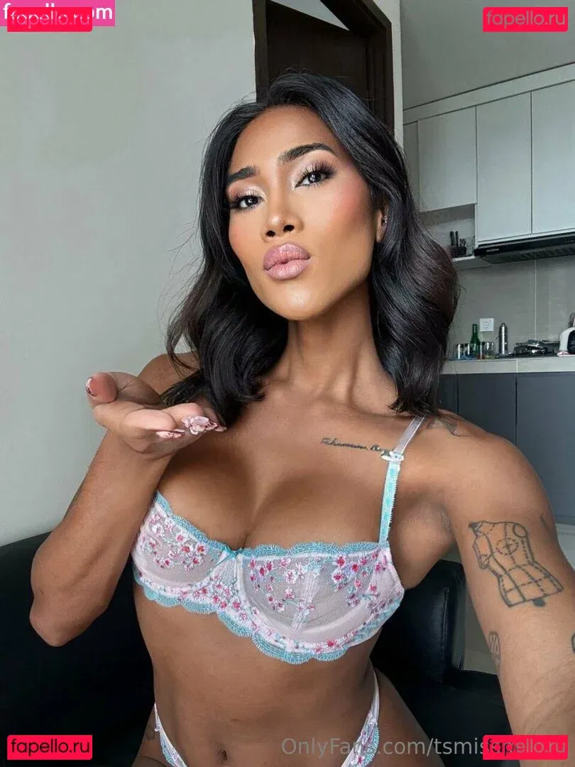 tsmissmaraa Onlyfans Photo Gallery 