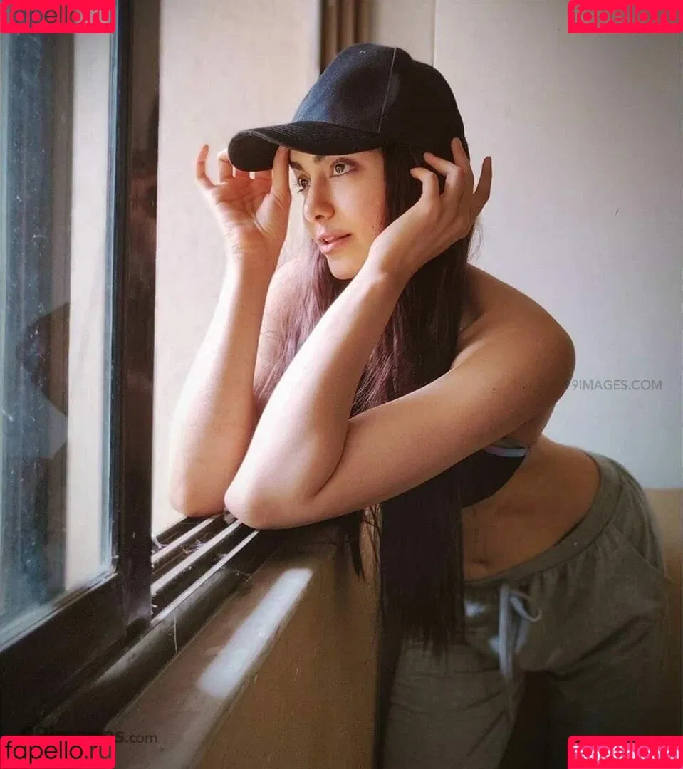 Adah Sharma Onlyfans Photo Gallery 