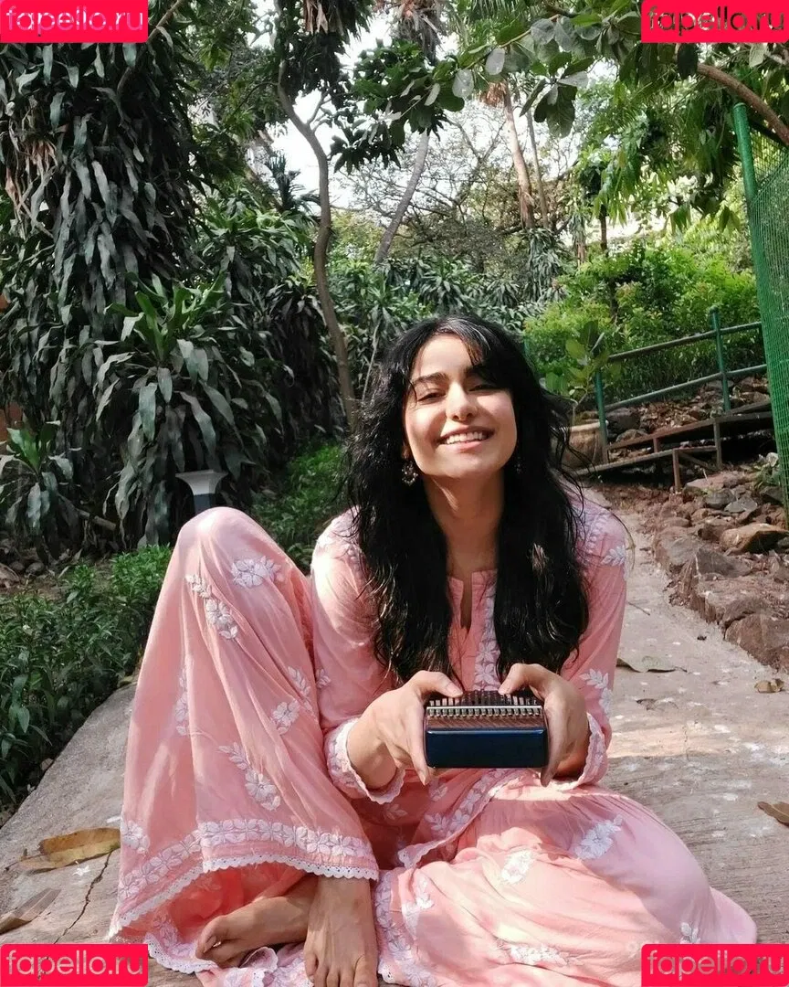 Adah Sharma Onlyfans Photo Gallery 