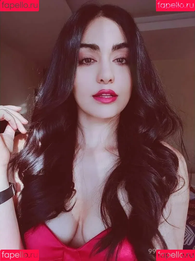 Adah Sharma Onlyfans Photo Gallery 