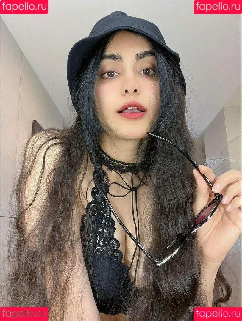 Adah Sharma Onlyfans Photo Gallery 