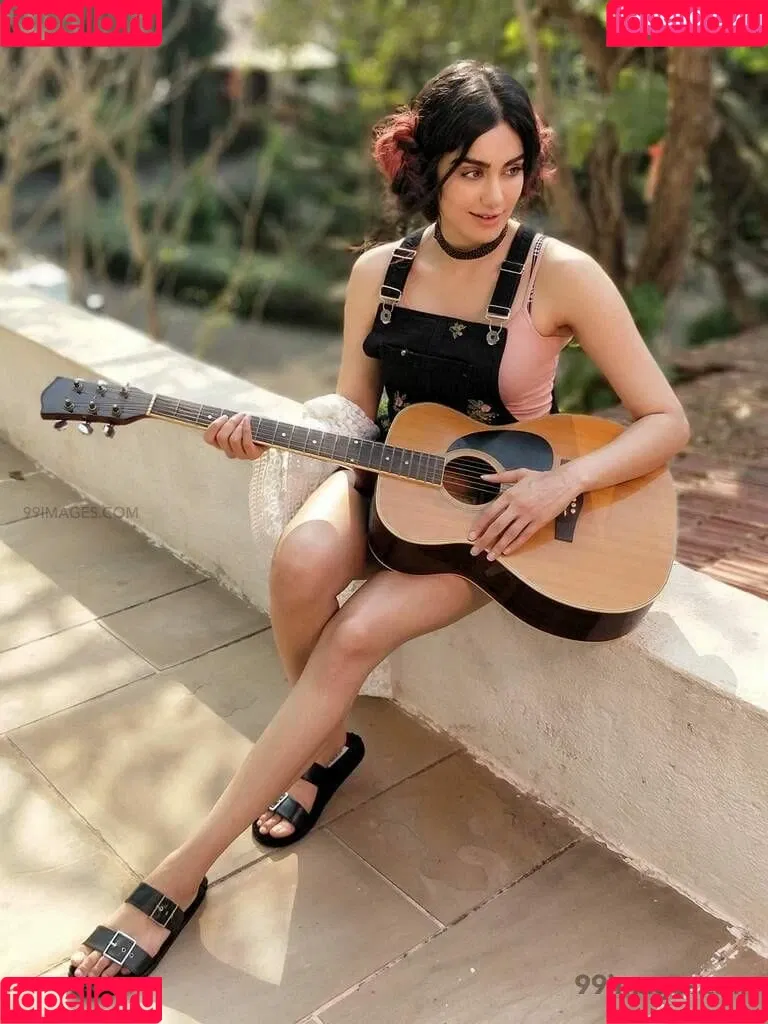 Adah Sharma Onlyfans Photo Gallery 