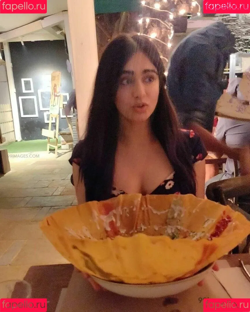 Adah Sharma Onlyfans Photo Gallery 