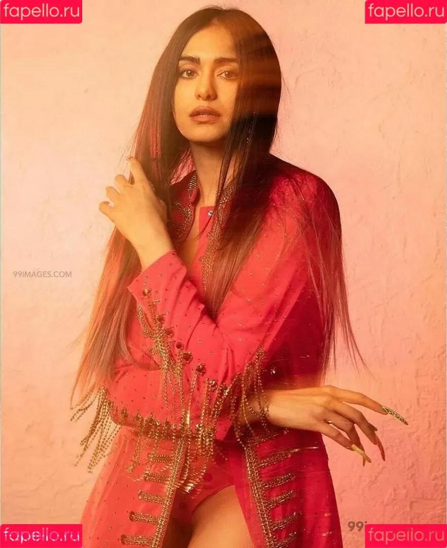 Adah Sharma Onlyfans Photo Gallery 