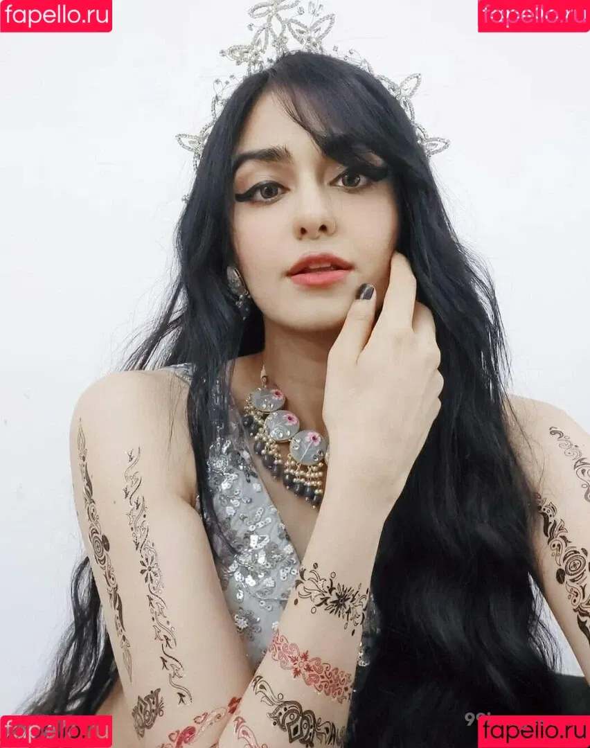 Adah Sharma Onlyfans Photo Gallery 