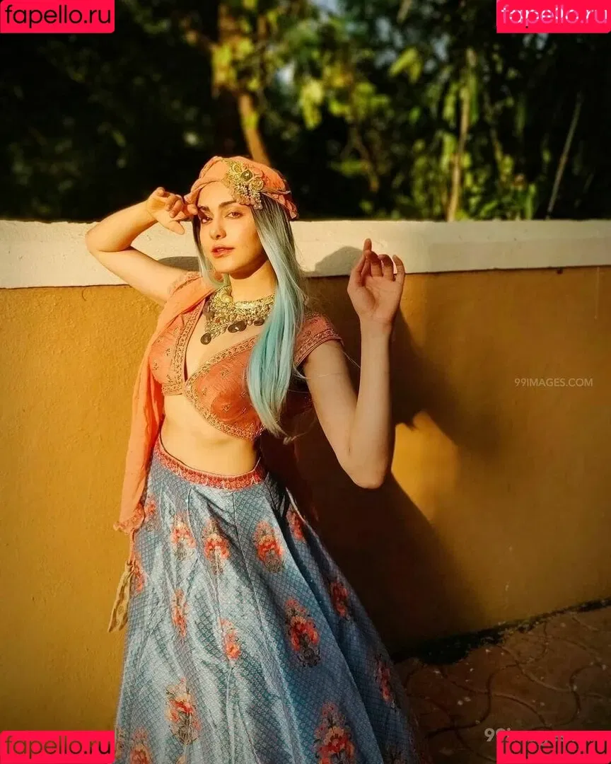 Adah Sharma Onlyfans Photo Gallery 