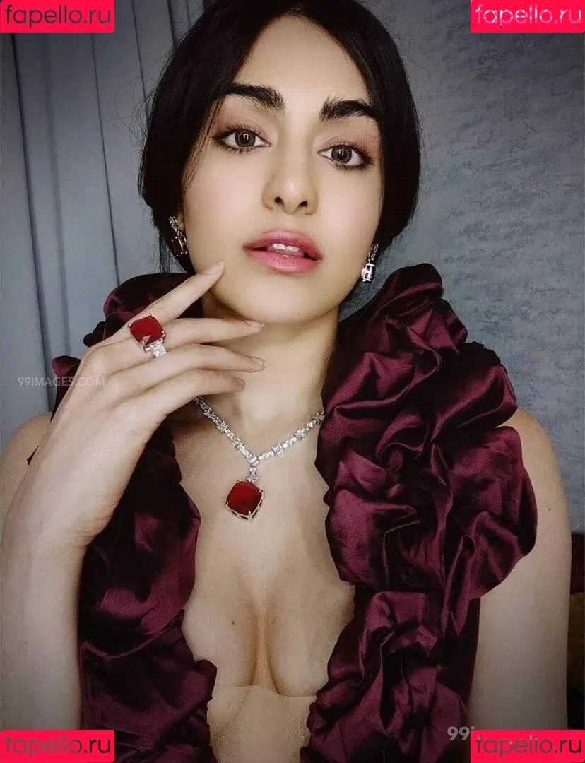 Adah Sharma Onlyfans Photo Gallery 